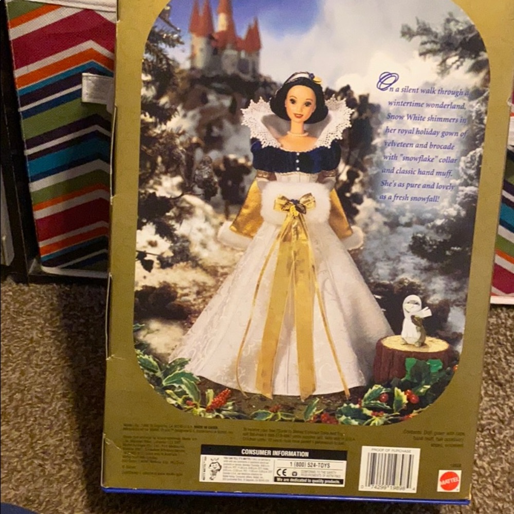 Snow White doll - Picture 5 of 5